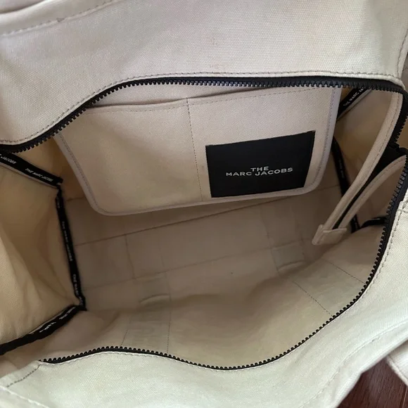 MARC JACOBS The Tote Bag Beige Large - Picture 8 of 9